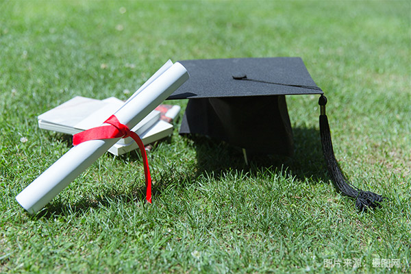 福建医学类专升本学费多少？